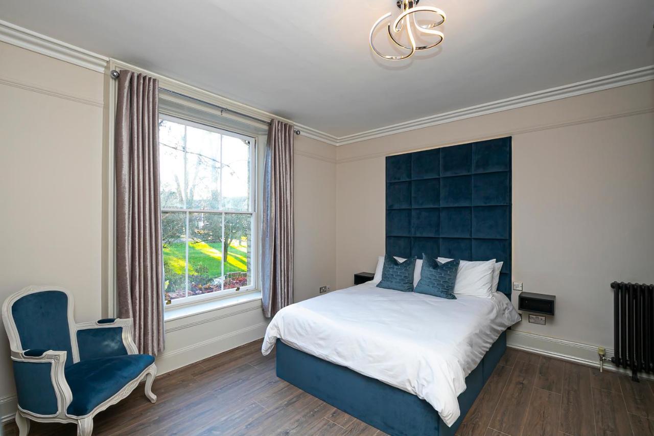 Pages And Hotel 4*